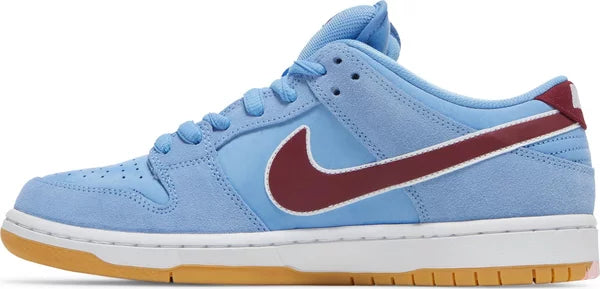 Nike-SB-Dunk-Low-Philadelphia-Phillies