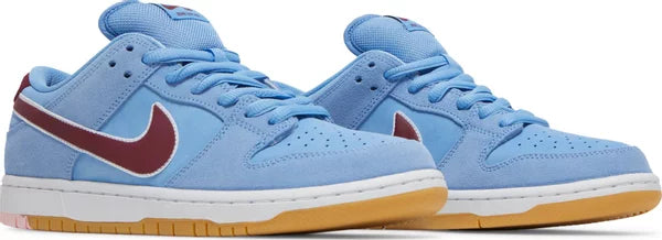 Nike-SB-Dunk-Low-Philadelphia-Phillies